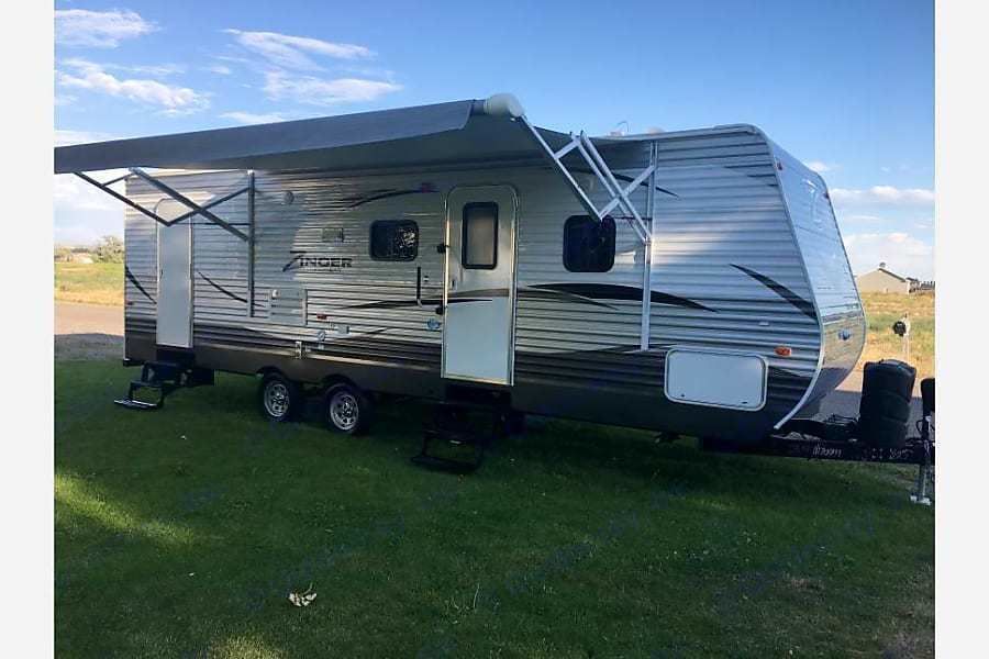 Photo 0 - 2017 CROSS ROADS Travel Trailer rental photo 2