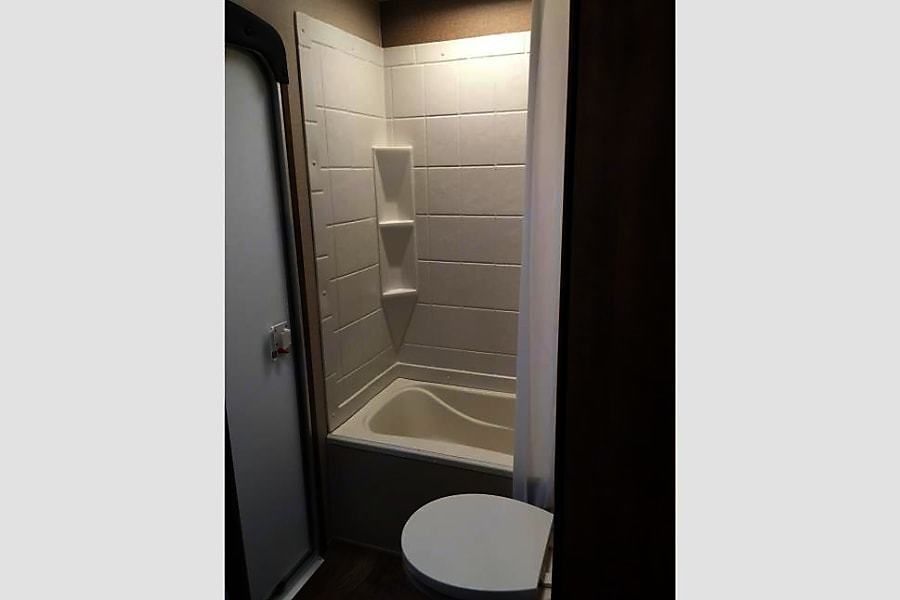 Photo 1 - 2017 CROSS ROADS Travel Trailer rental photo 3