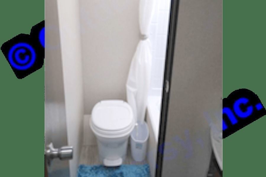 Photo 5 - 2020 Prime Time Travel Trailer rental photo 7