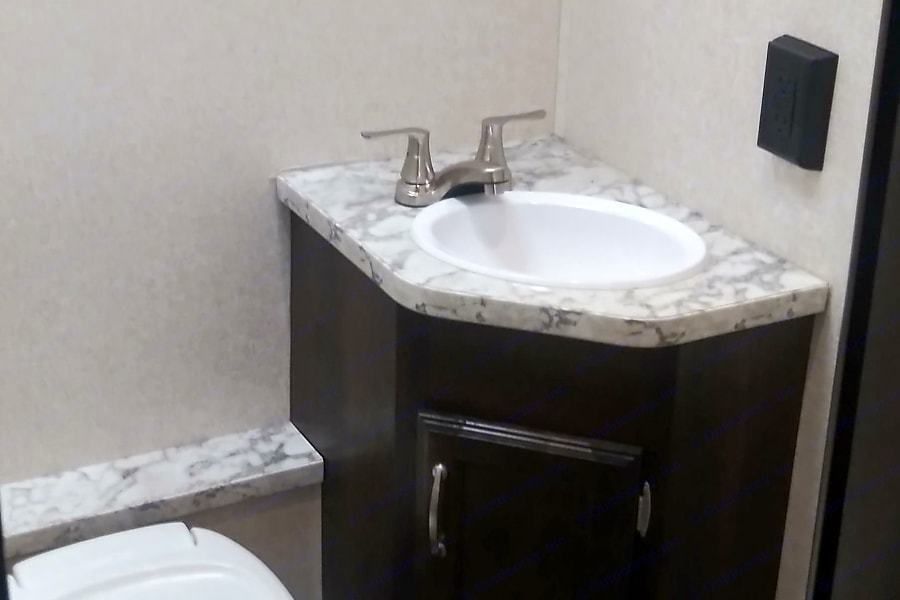 Photo 9 - 2019 Jayco Travel Trailer rental photo 11