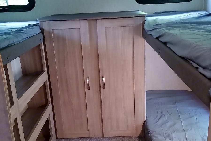 Photo 14 - 2021 Coachmen Travel Trailer rental photo 16