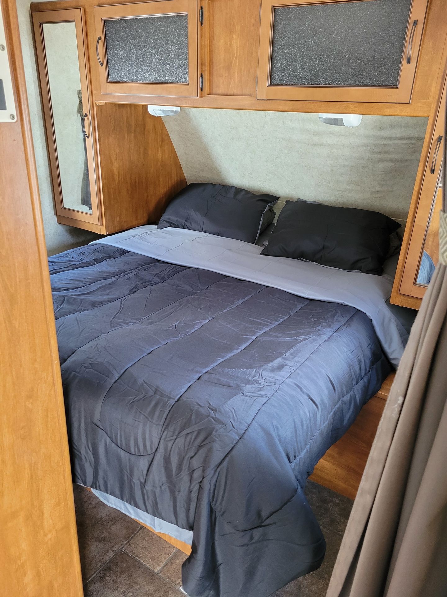 Photo 4 - 2012 Keystone Travel Trailer rental photo 7
