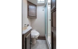 Photo 1 thumbnail 3