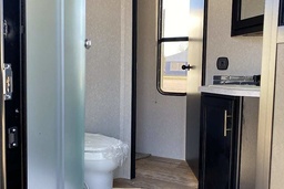 Photo 2 thumbnail 4