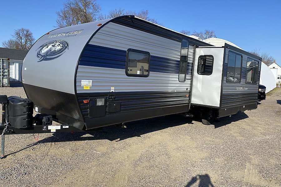 Photo 6 - 2021 Cherokee Travel Trailer rental photo 8