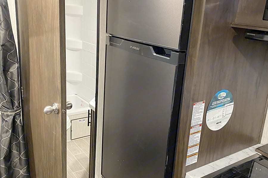 Photo 2 - 2021 Cherokee Travel Trailer rental photo 4