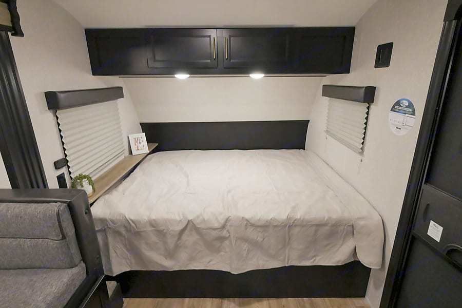 Photo 12 - 2021 Cherokee Travel Trailer rental photo 14