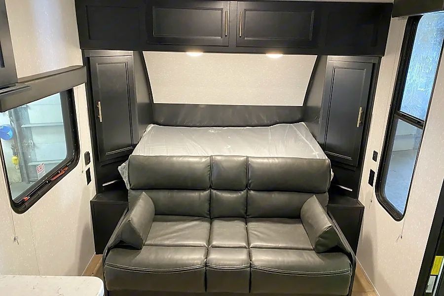 Photo 19 - 2022 Forest River Travel Trailer rental photo 21