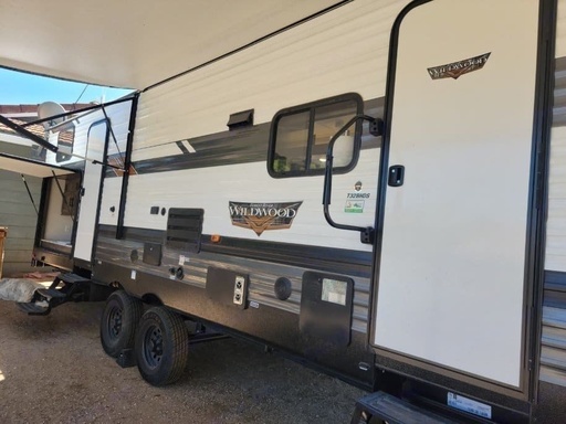 2021 Forest River WILDWOOD T32BHDS Travel Trailer for rent in Valley Center, CA