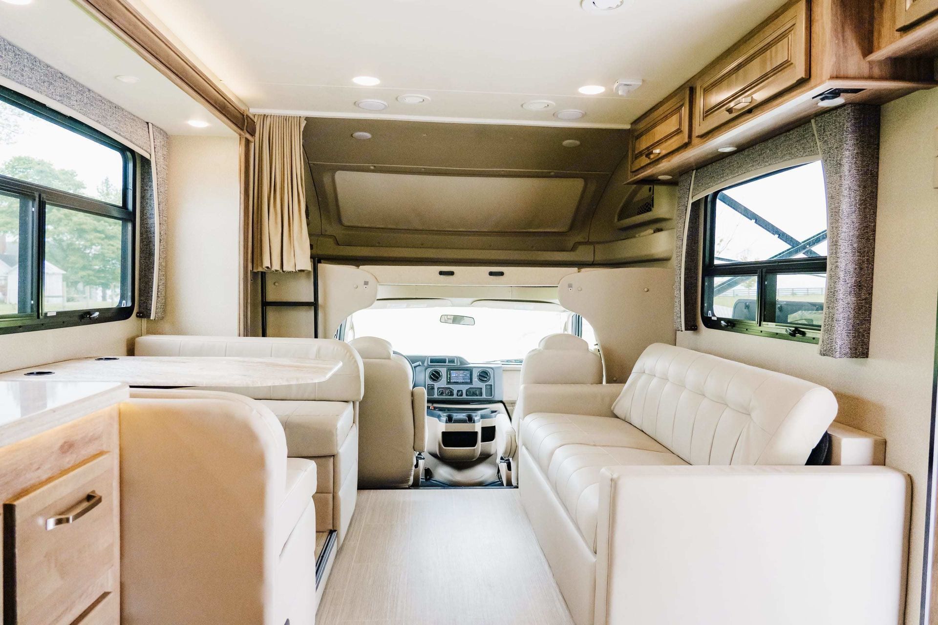 Photo 1 - 2020 Jayco Class C Motorhome rental photo 3