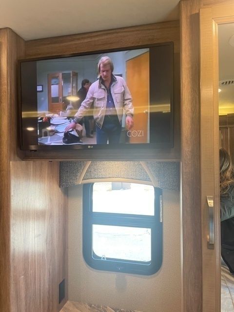 Photo 23 - 2020 Jayco Class C Motorhome rental photo 25