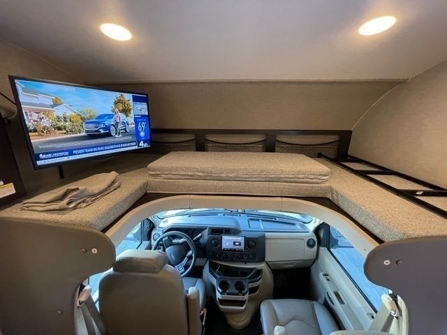 Photo 1 - 2022 Jayco Class C Motorhome rental photo 3