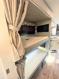 Photo 9 thumbnail 11