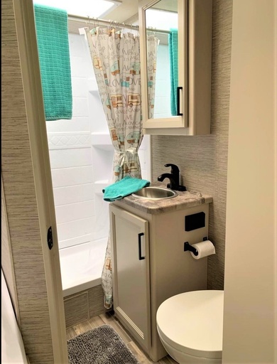 2021 Thor Motor Coach Four Winds 22E Class C Motorhome for rent in Chantilly, VA
