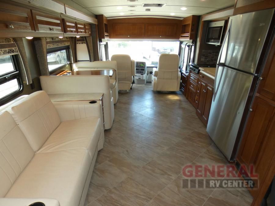 Photo 1 - 2018 Winnebago Class A Motorhome rental photo 3