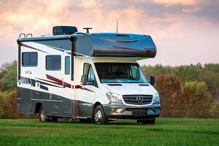 Photo 1 - 2020 Winnebago Class C Motorhome rental photo 3