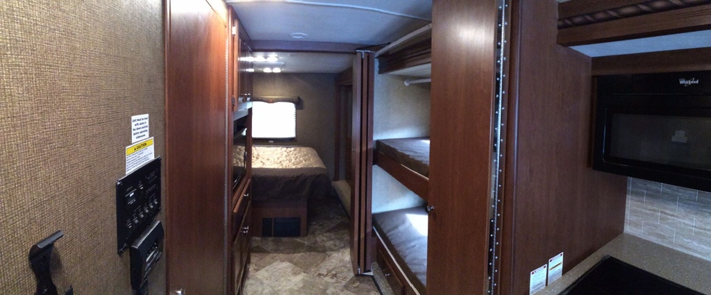 Photo 2 - 2020 Thor Motor Coach Class A Motorhome rental photo 4