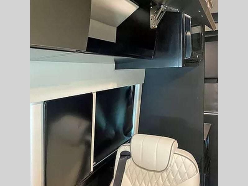 Photo 5 - 2020 Other Class B Motorhome rental photo 7