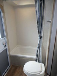 Photo 2 thumbnail 4