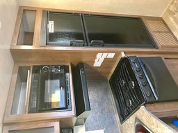Photo 9 thumbnail 11