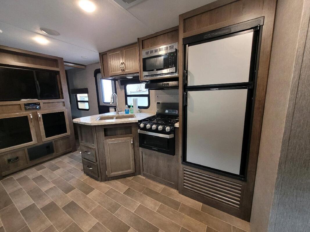 Photo 13 - 2019 Heartland Travel Trailer rental photo 15
