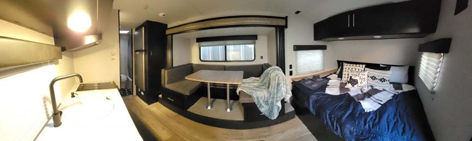 Photo 14 - 2022 Forest River Travel Trailer rental photo 16