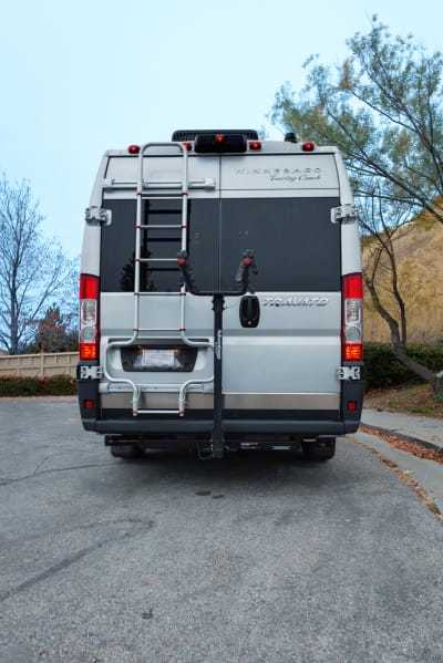 Photo 3 - 2016 Winnebago Class B Motorhome rental photo 4