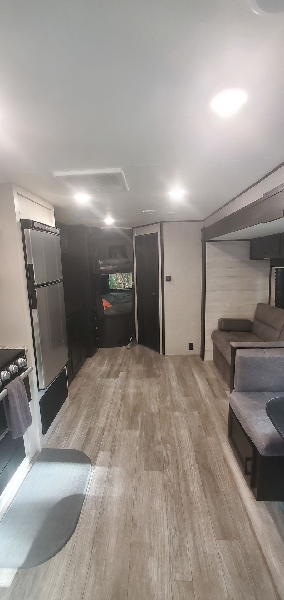 Photo 9 - 2022 Jayco Travel Trailer rental photo 11
