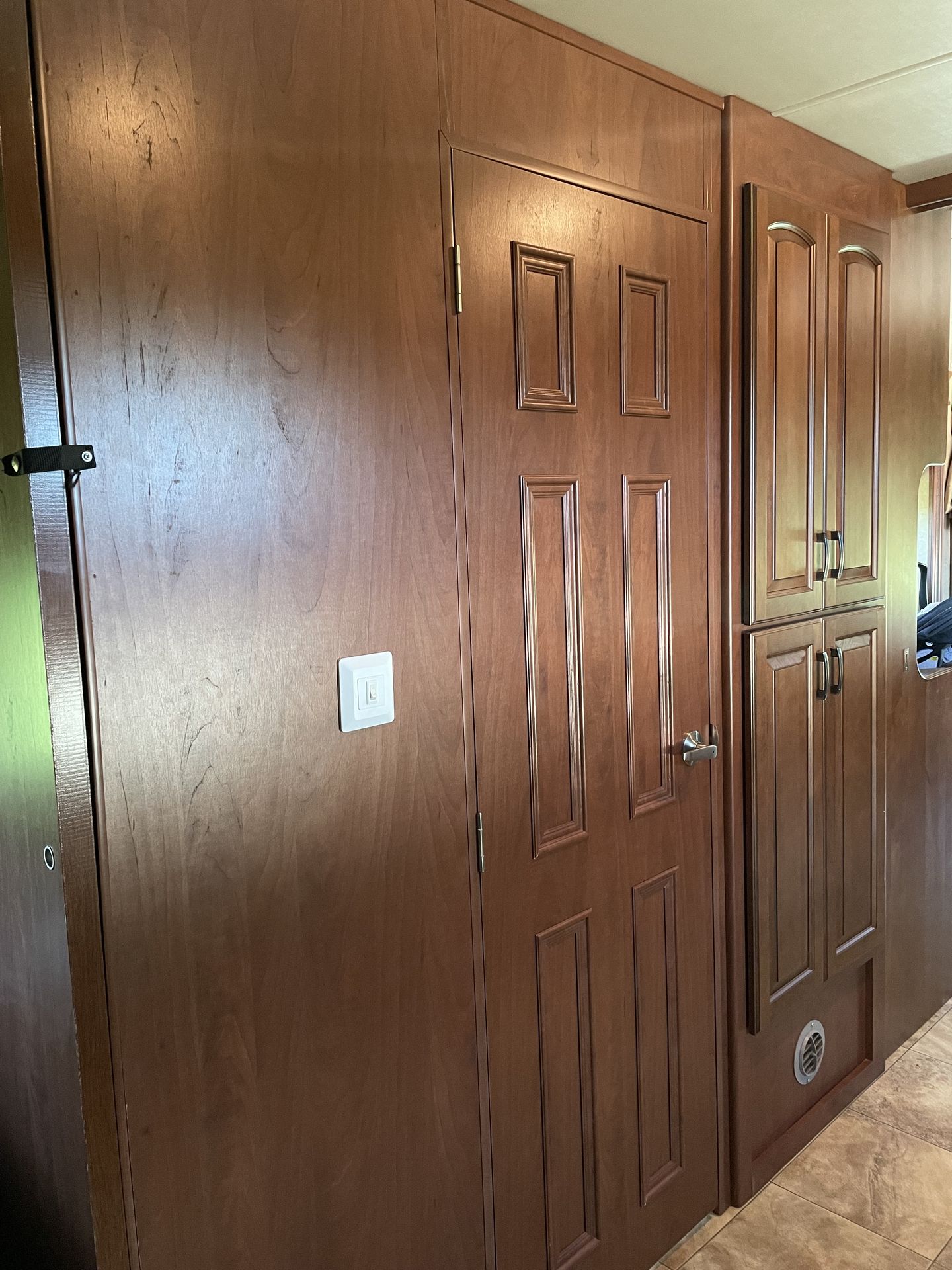 Photo 1 - 2013 Jayco Class C Motorhome rental photo 14