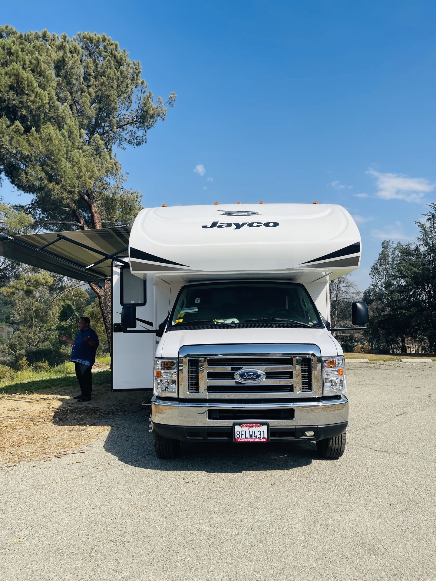 Photo 7 - 2019 Ford Class C Motorhome rental photo 9
