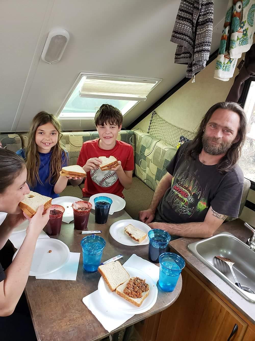 Photo 3 - 2016 Starcraft Travel Trailer rental photo 5