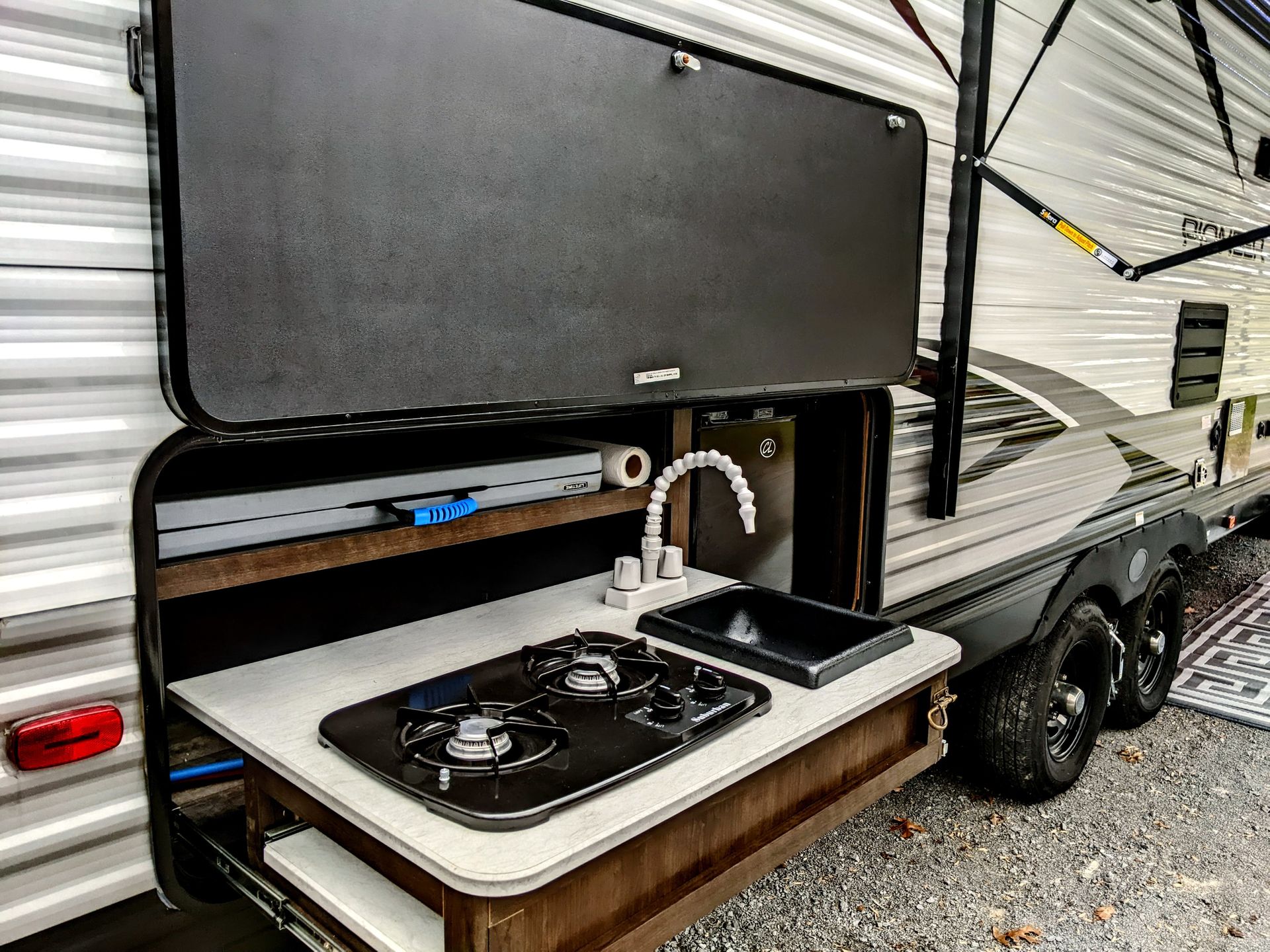 Photo 9 - 2019 Heartland Travel Trailer rental photo 11