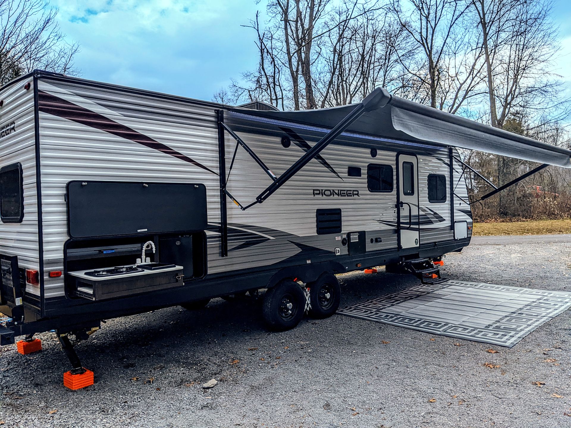 Photo 17 - 2019 Heartland Travel Trailer rental photo 19