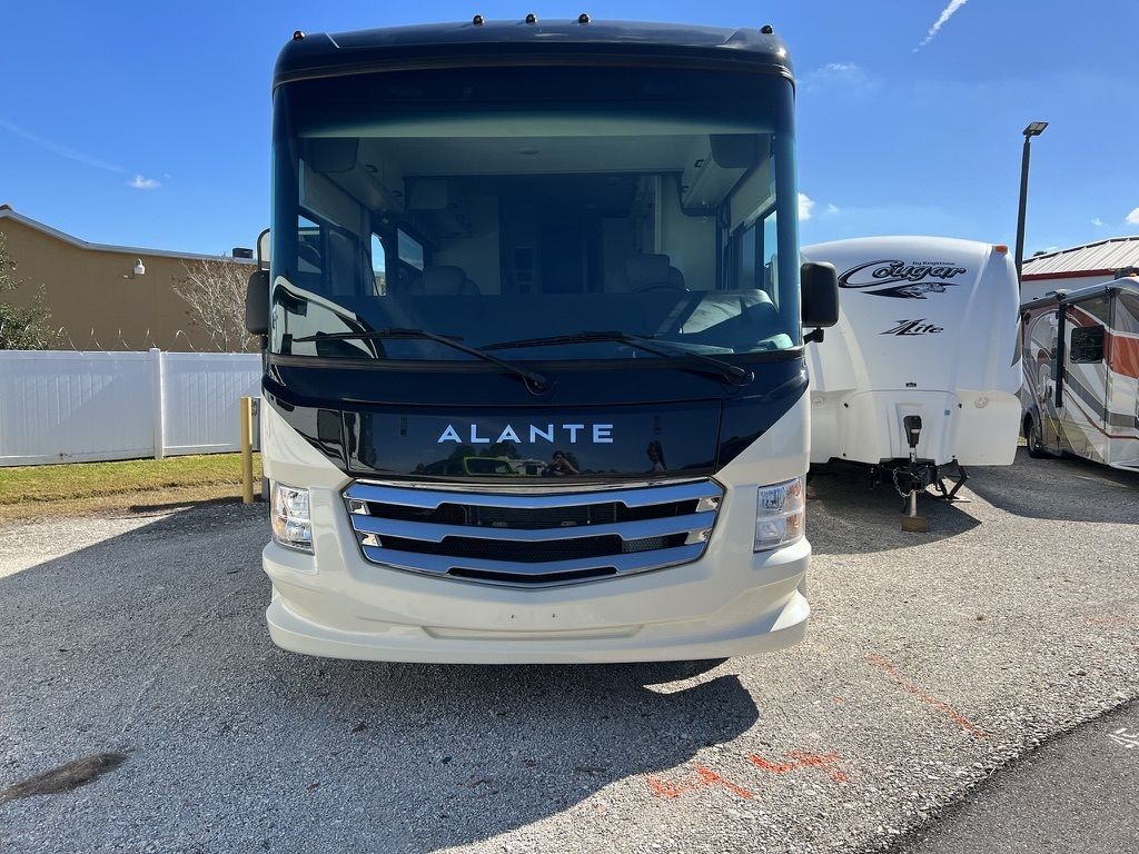 Photo 19 - 2021 Jayco Class A Motorhome rental photo 21