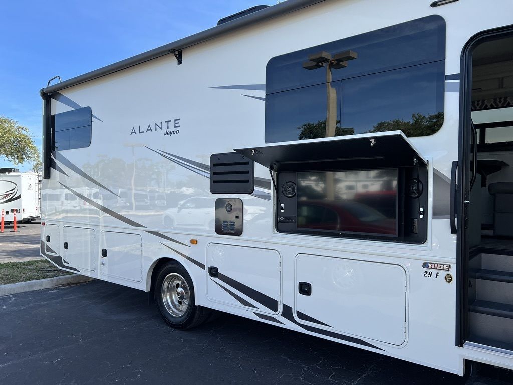 Photo 21 - 2021 Jayco Class A Motorhome rental photo 23