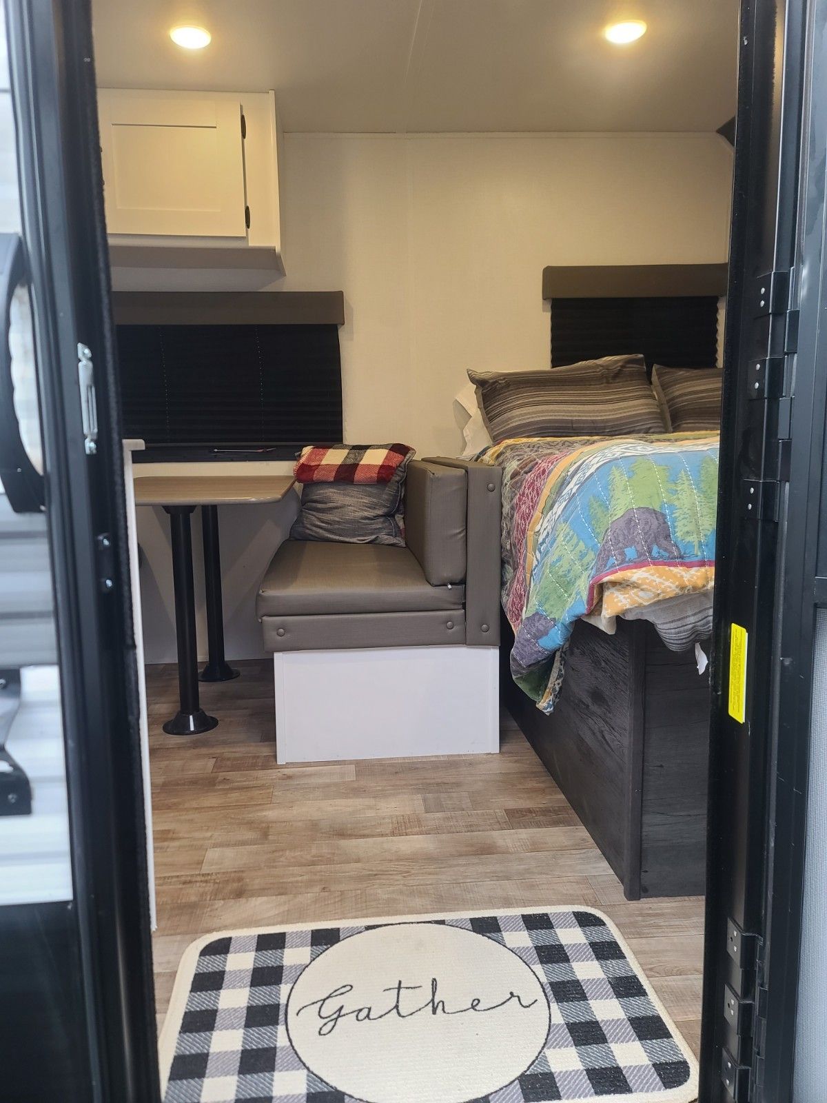 Photo 0 - 2022 Keystone Rv Travel Trailer rental photo 7
