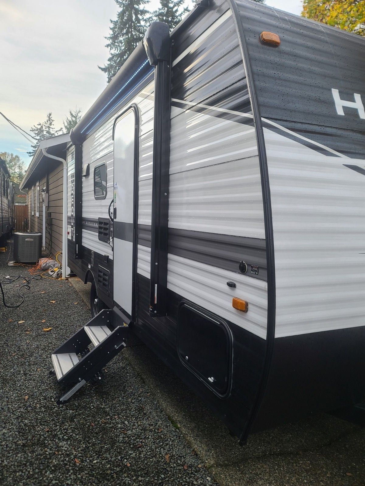 Photo 1 - 2022 Keystone Rv Travel Trailer rental photo 14