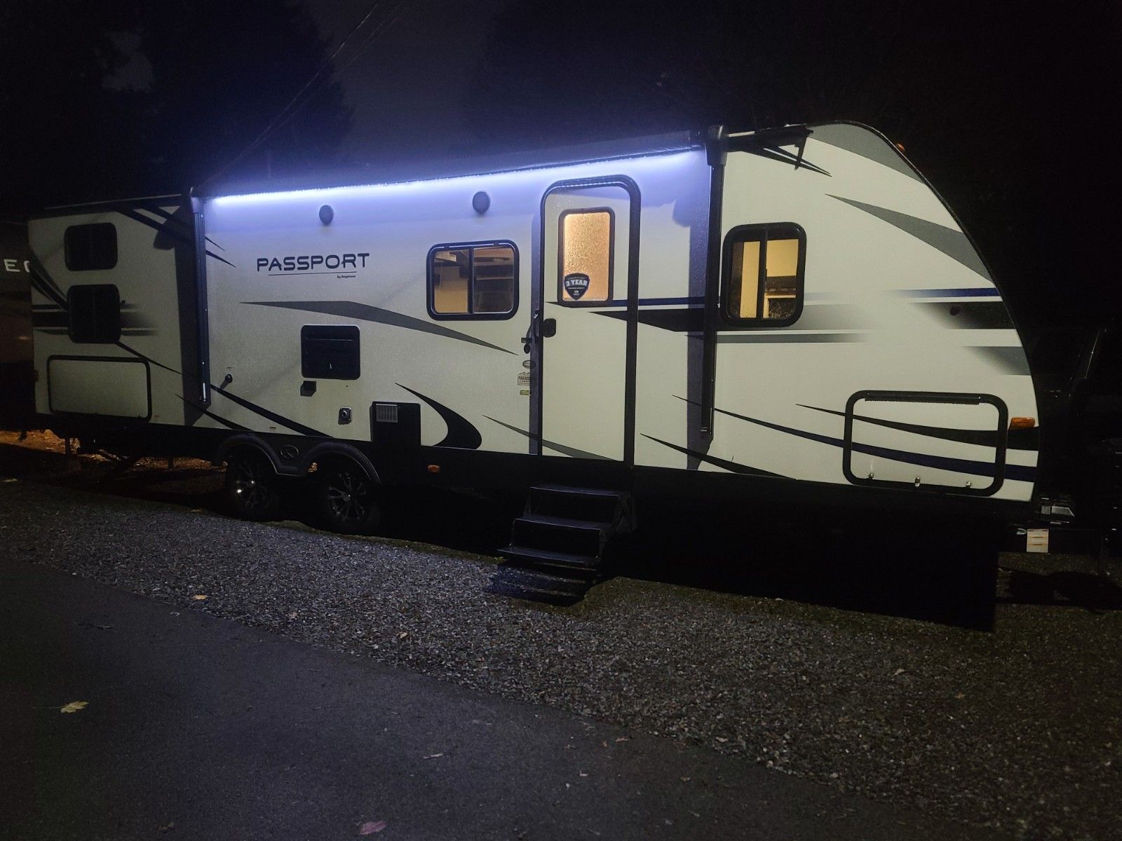 Photo 5 - 2020 Keystone Rv Travel Trailer rental photo 7