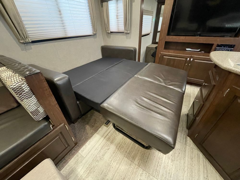 Photo 13 - 2020 Forest River Travel Trailer rental photo 15