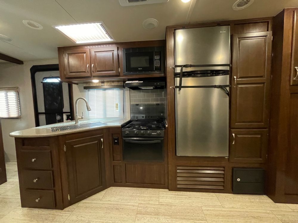 Photo 14 - 2020 Forest River Travel Trailer rental photo 16