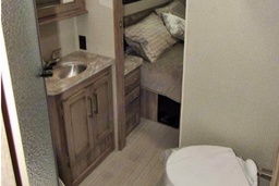 Photo 10 thumbnail 12