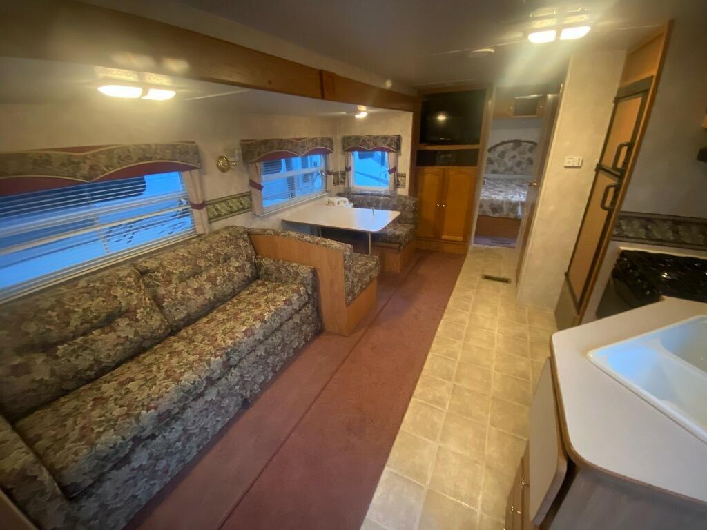 Photo 7 - 2005 Keystone Travel Trailer rental photo 9