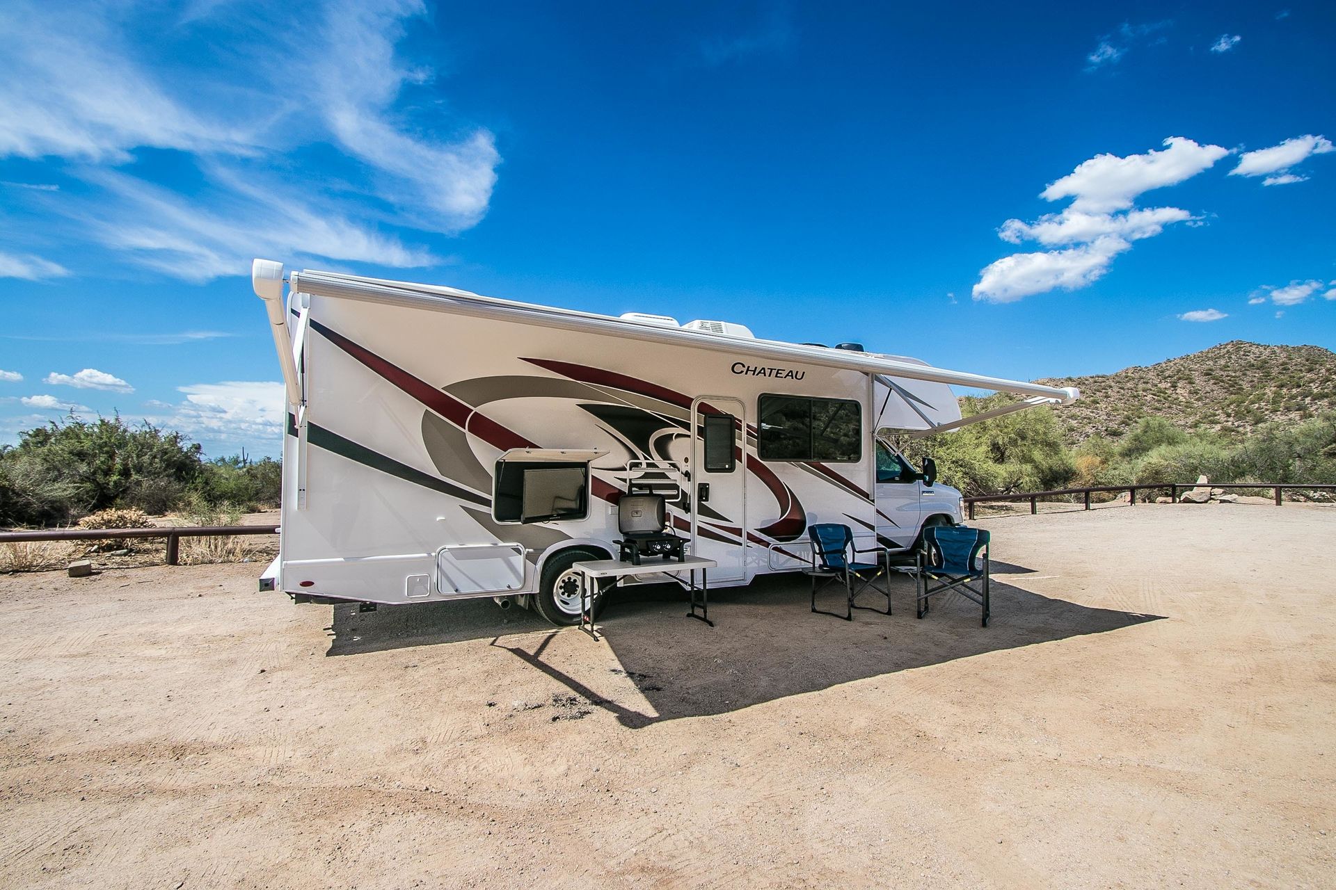 Photo 0 - 2022 Thor Class C Motorhome rental photo 2