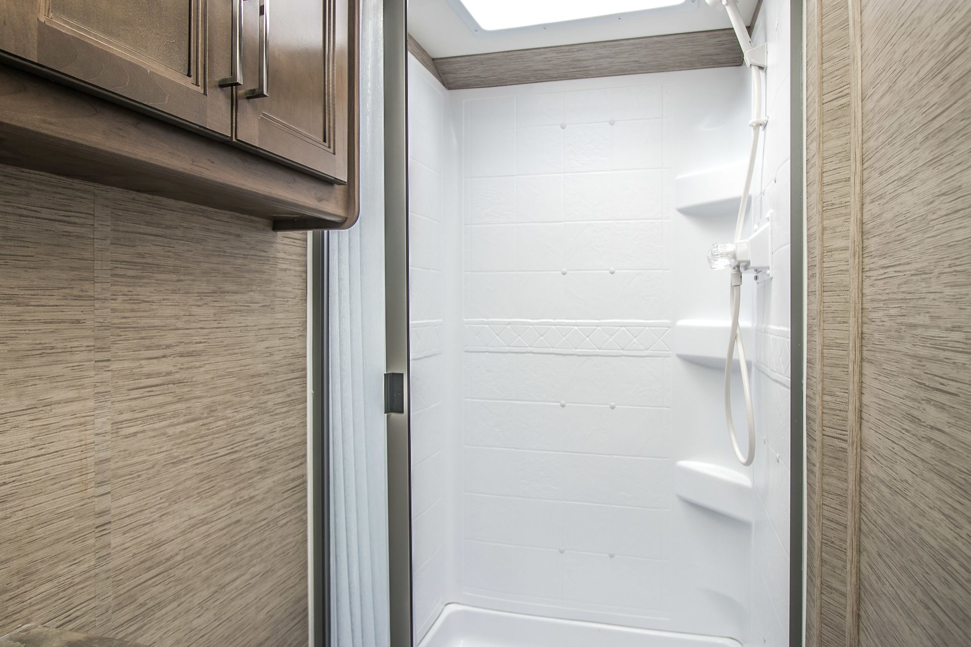 Photo 1 - 2022 Thor Class C Motorhome rental photo 13