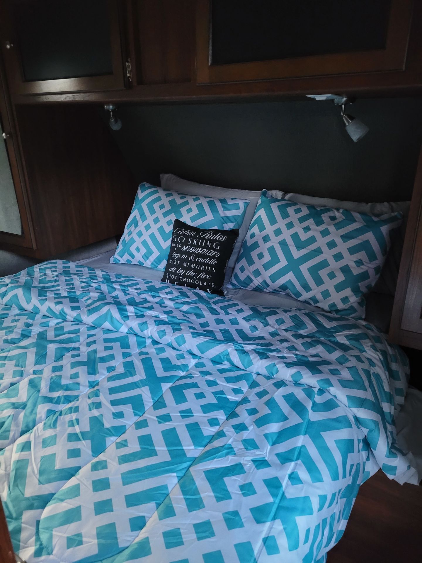Photo 7 - 2014 Keystone Rv Travel Trailer rental photo 12