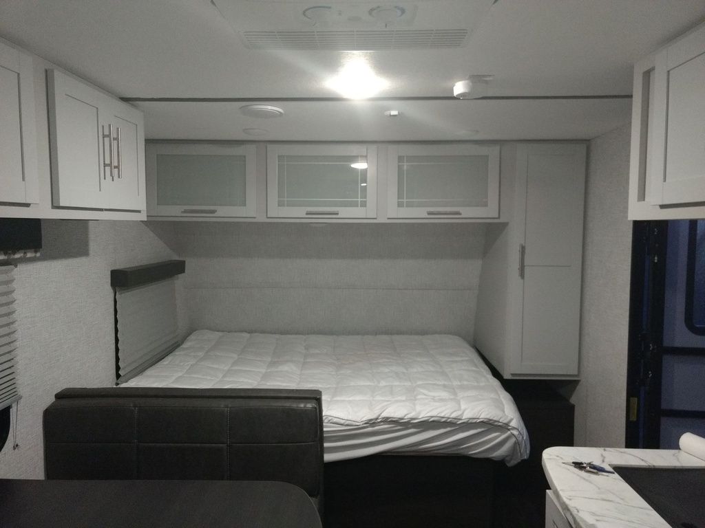 Photo 2 - 2021 Keystone Travel Trailer rental photo 4
