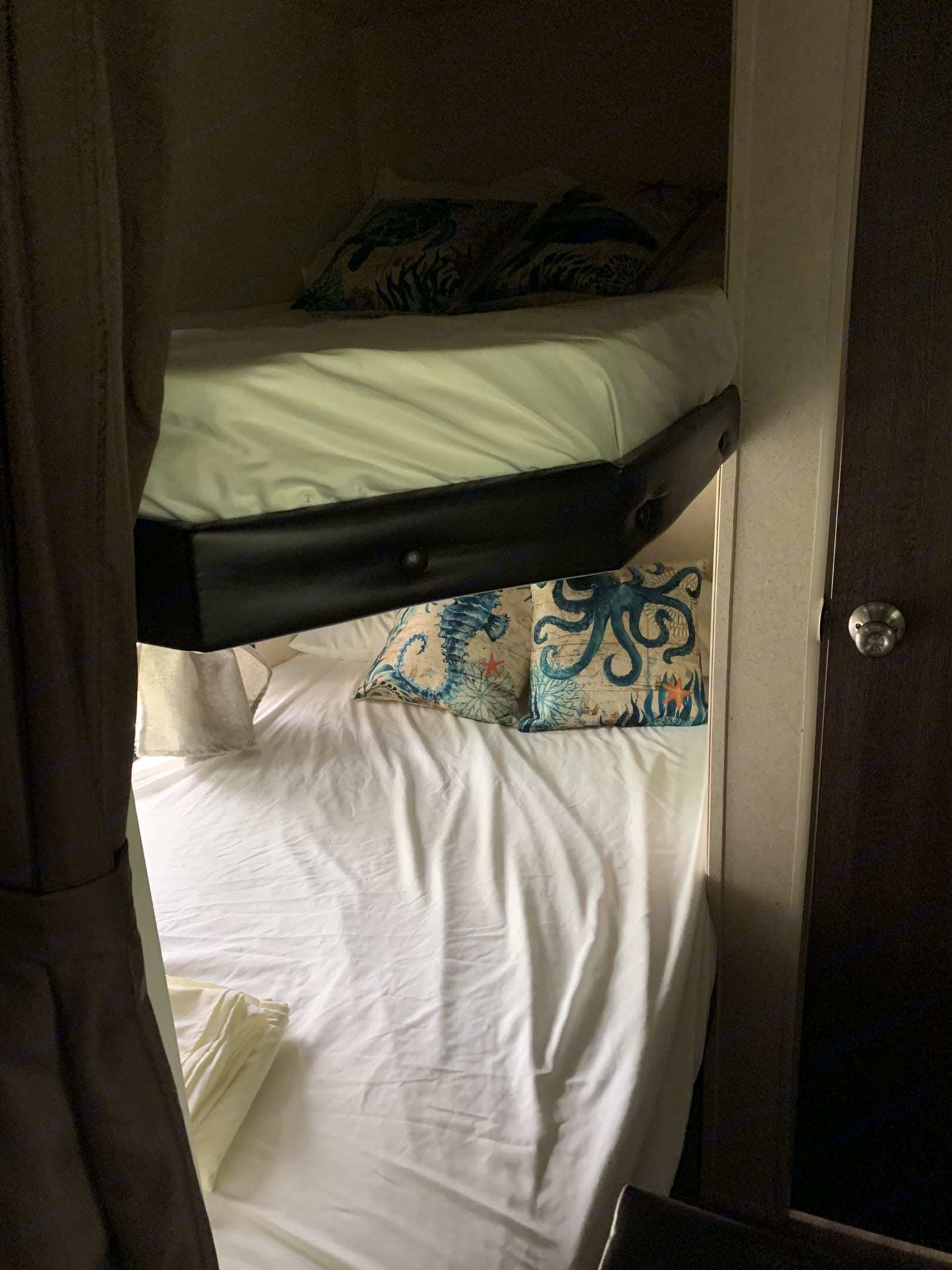 Photo 4 - 2018 Forest River Travel Trailer rental photo 6