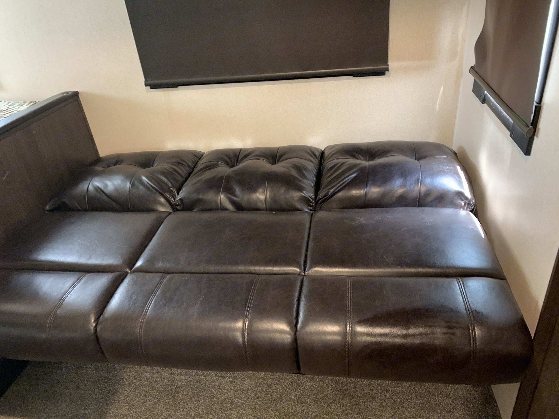 Photo 11 - 2018 Forest River Travel Trailer rental photo 13