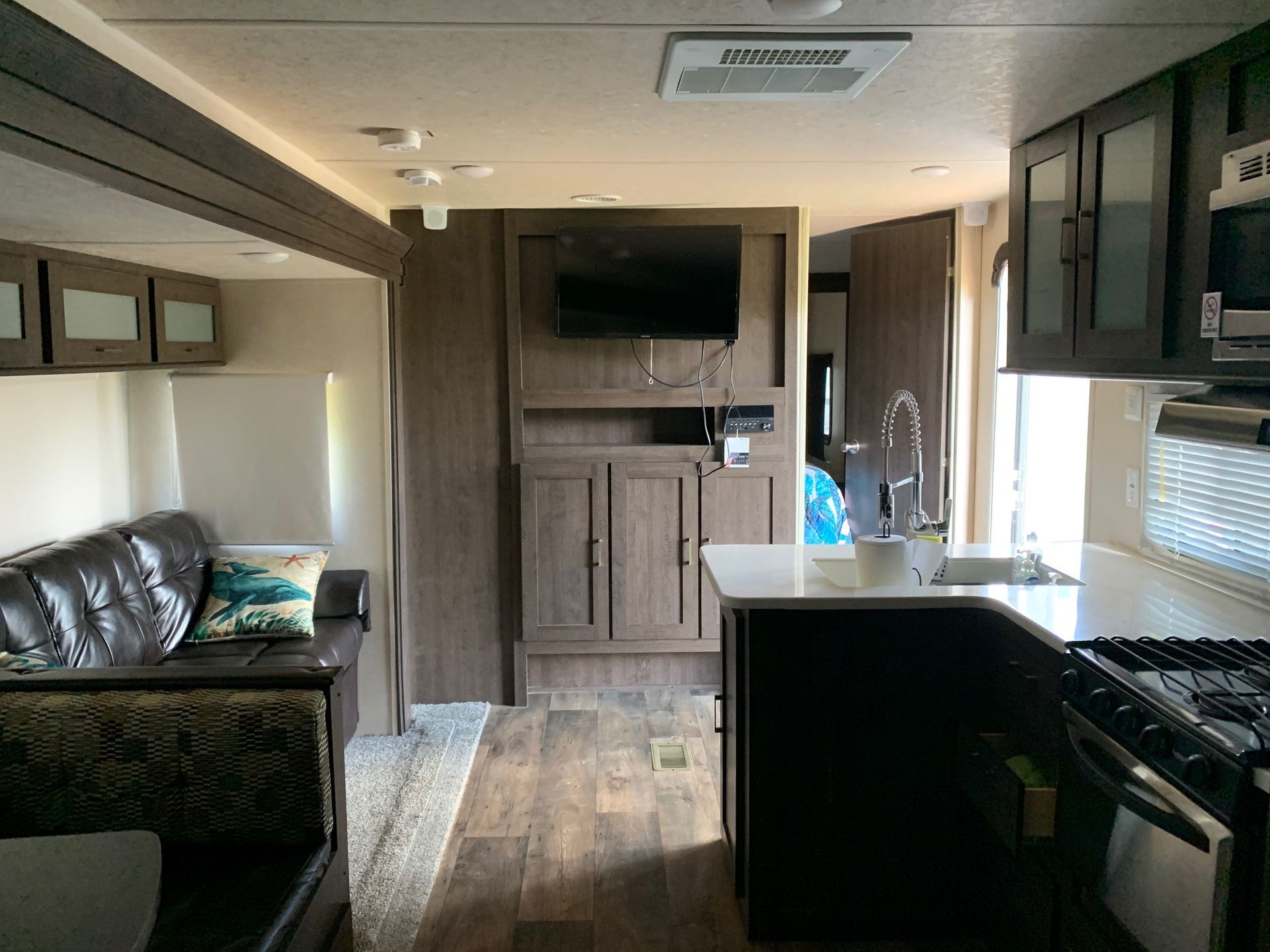 Photo 12 - 2018 Forest River Travel Trailer rental photo 14