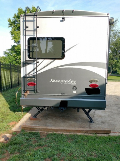 2017 Mercedes-Benz Sprinter Super Slide Sunseeker Class C Motorhome for rent in Austin, TX